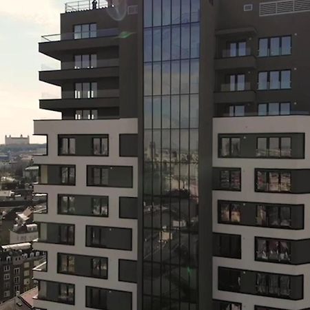 2 Room Apartment, With A View Of The Castle 布拉迪斯拉发 外观 照片
